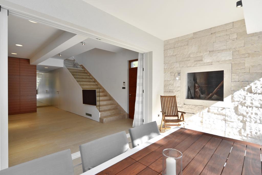 Chiponsky One - 5 Star Beachfront Property Bol Extérieur photo